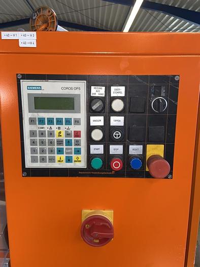 Used br. Bar packing machine LOESCH type LTM-GR for 100 g bars, built in 1996