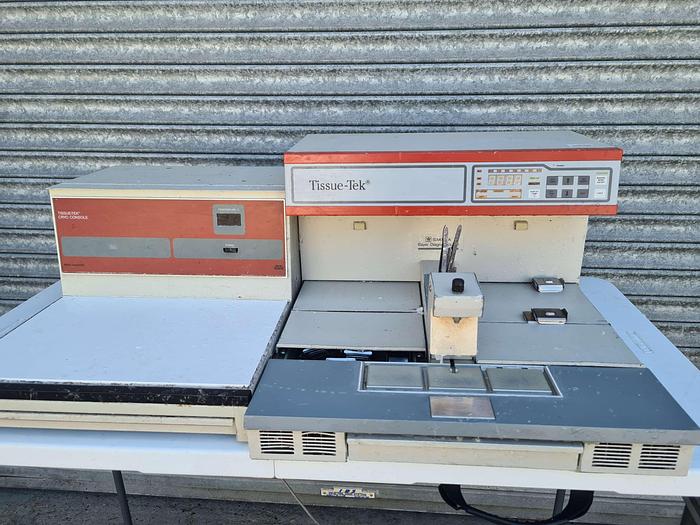 Used Tissue-Tek 4715 Embedding Console with Cryo Console