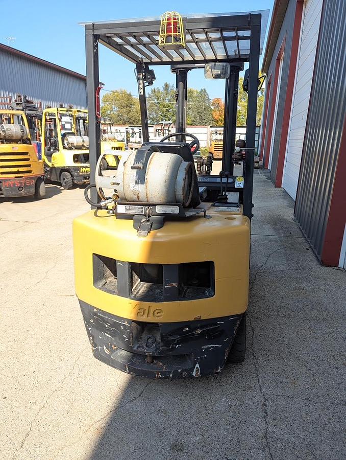 Used YALE FORKLIFT AIR TIRES 4000LB