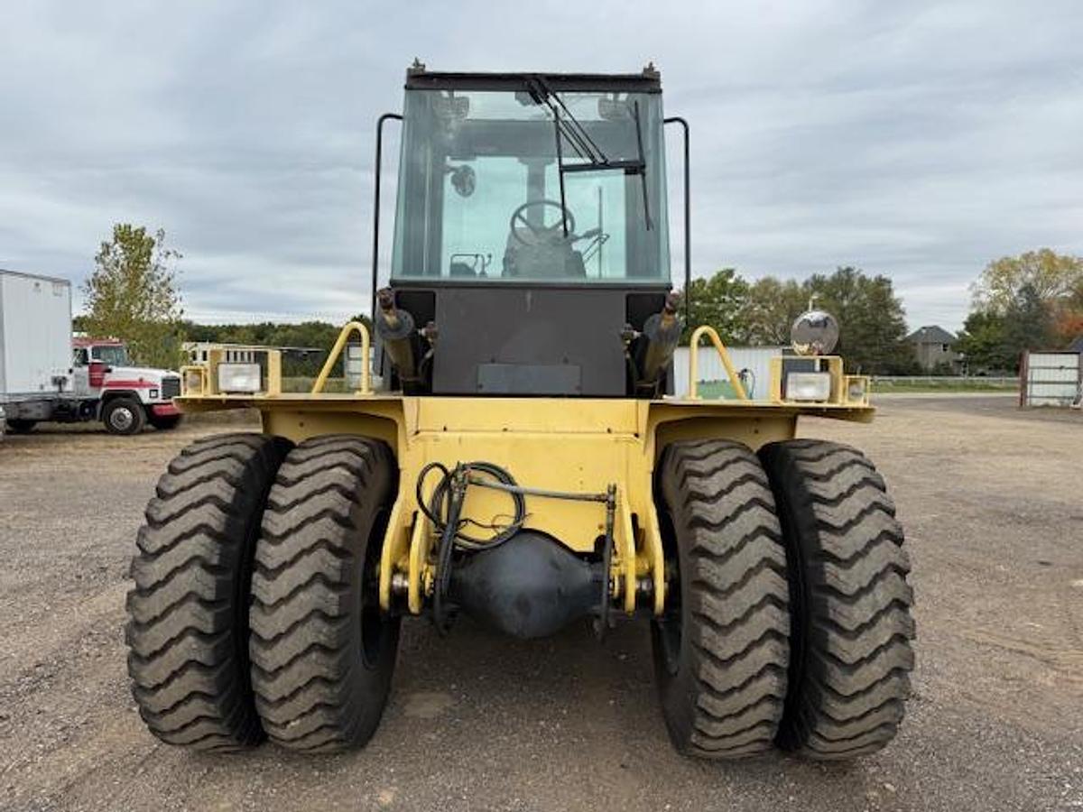 Used HYSTER 45,000LB FORKLIFT 2500 HOURS