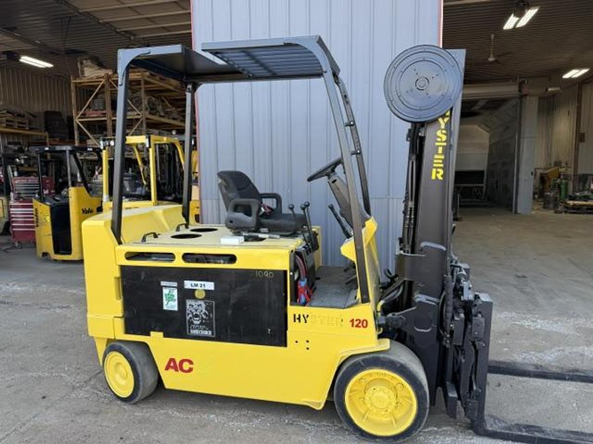 Used HYSTER 12,000LB ELECTRIC FORKLIFT