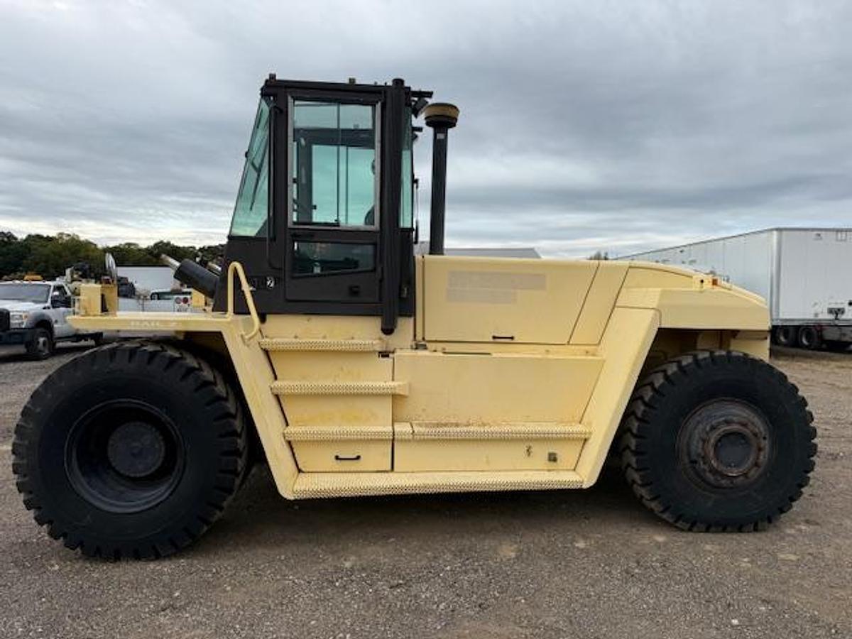 Used HYSTER 45,000LB FORKLIFT 2500 HOURS