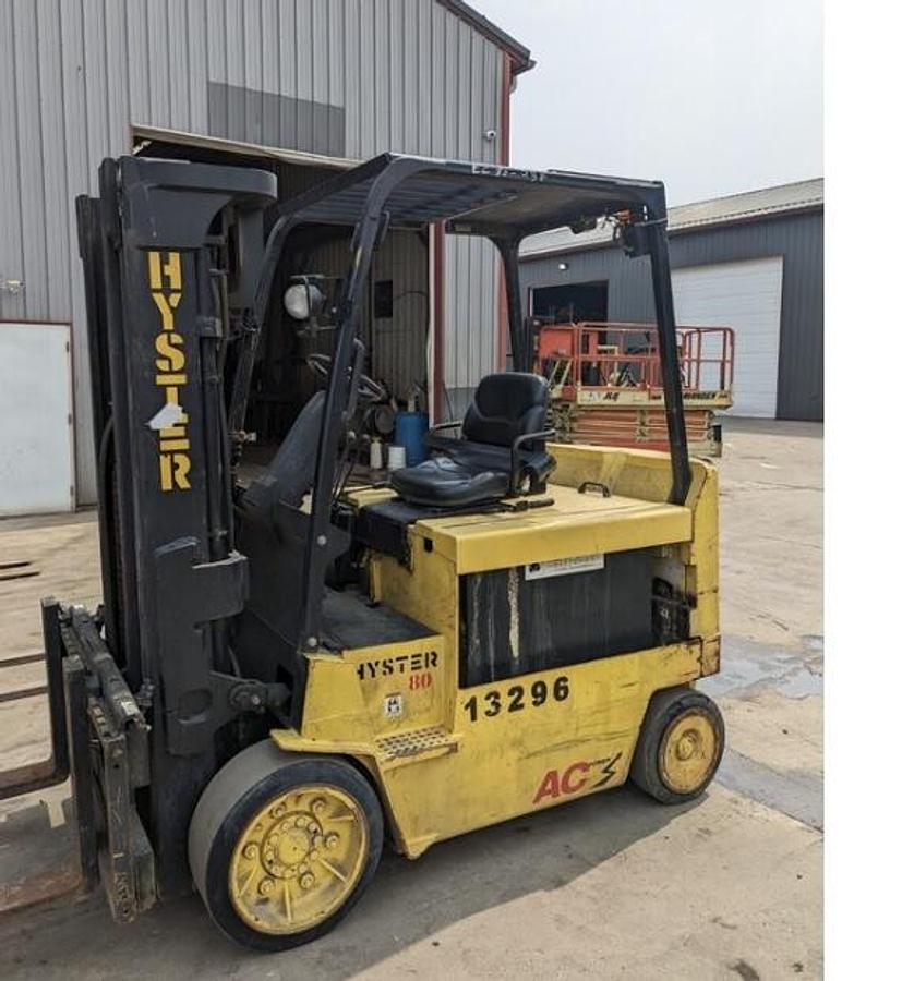 Used HYSTER 8000LB ELECTRIC FORKLIFT