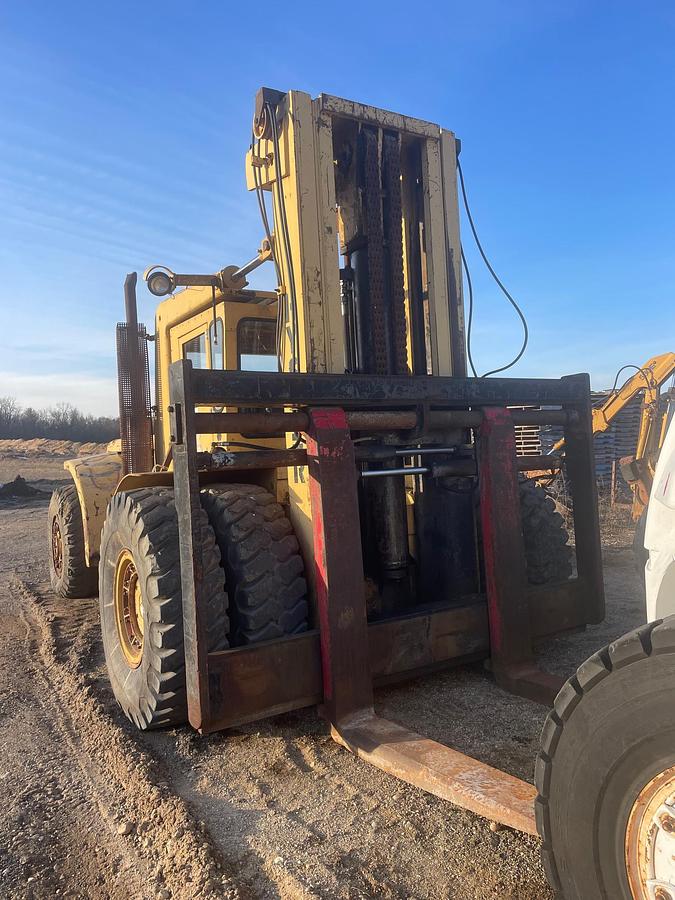 Used HYSTER 52,000LB FORKLIFT