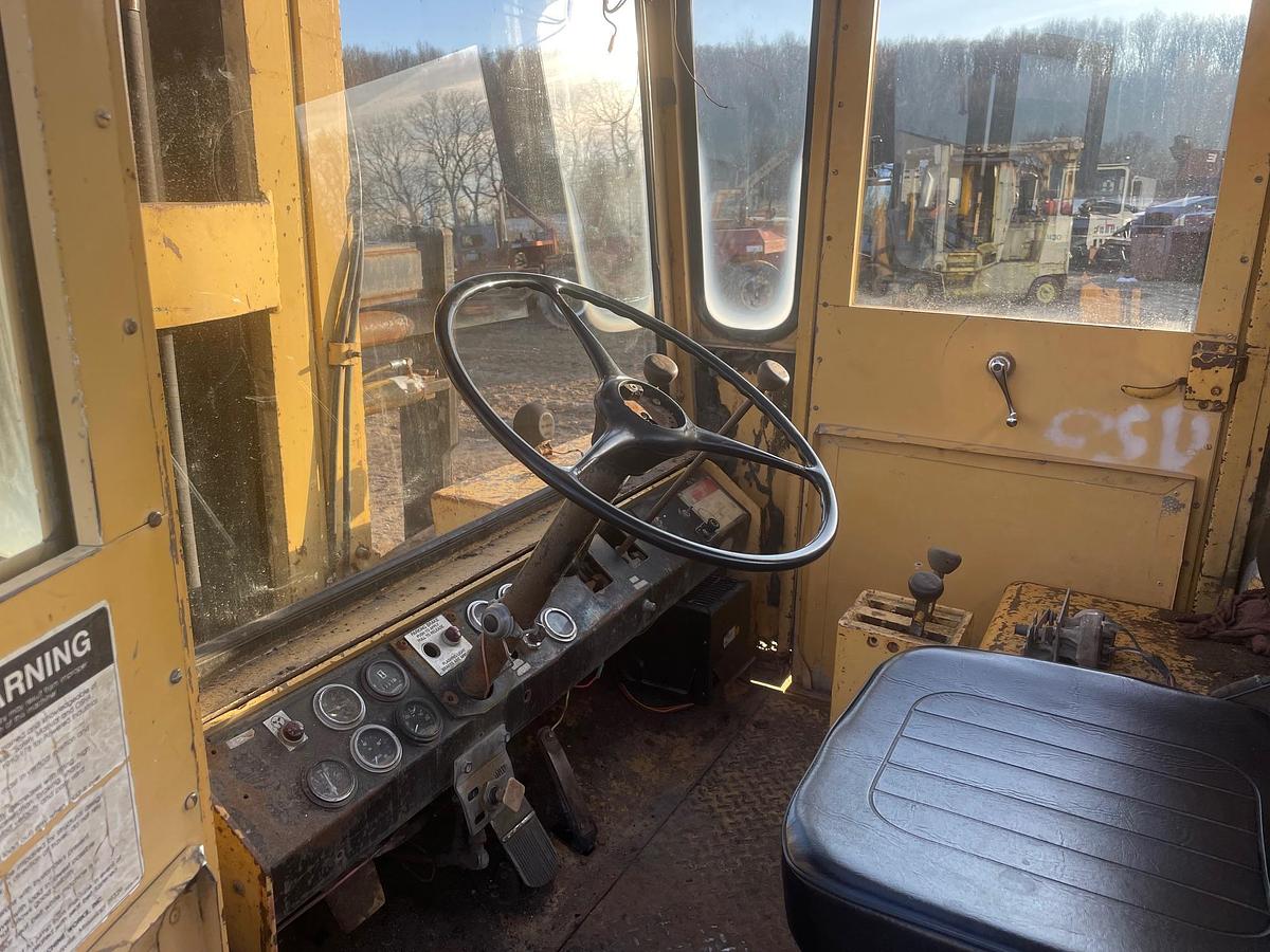 Used HYSTER 52,000LB FORKLIFT