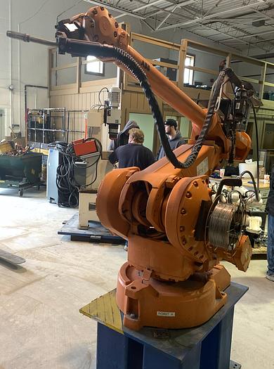 Used ABB IRB 4400L/10 2.53 METER REACH 6 AXIS CNC MIG WELDING ROBOT WITH S4C PLUS CONTROLLER