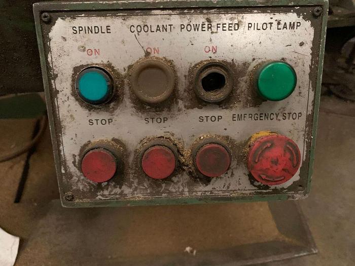 Used Microcut 1 1/2 Manual Turret Milling Machine