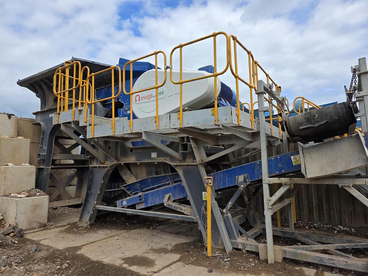 Used Omega J1065S Semi Mobile Jaw Crusher