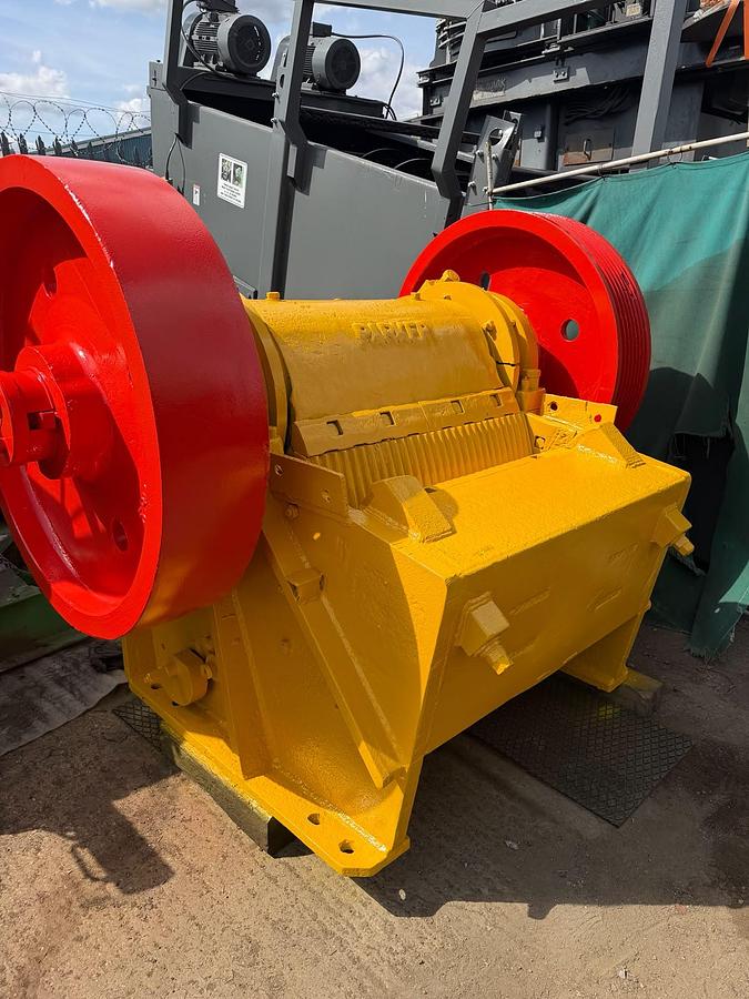 Used Parker 36 x 6 Jaw Crusher