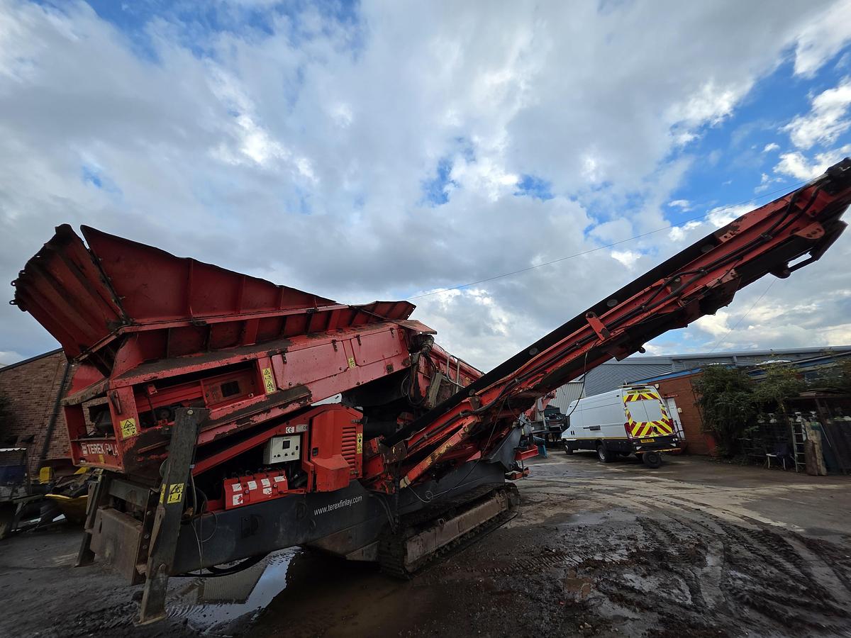 Used Terex Finlay 883 Tracked Screening Unit
