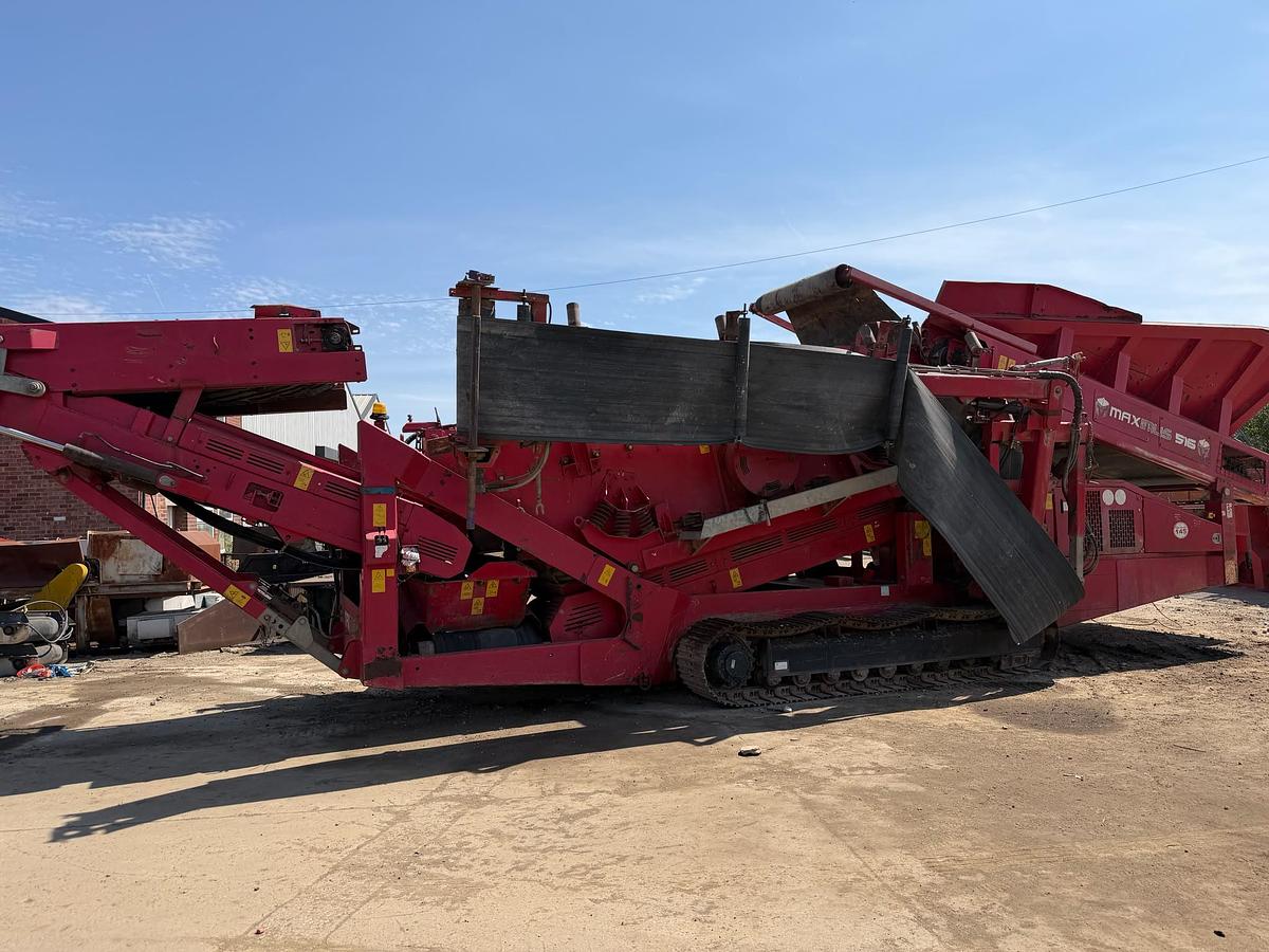 Used Maximus 516 Tracked Screening Plant