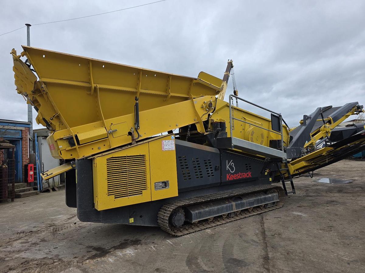 Used Keestrack K3 Tracked Screening Plant