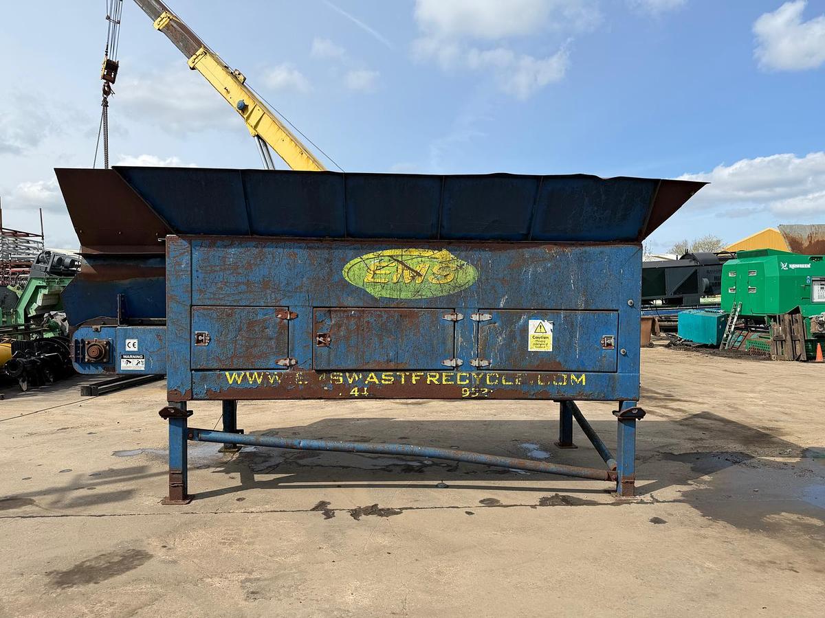 Used EMS 4 Metre Feeder Hopper