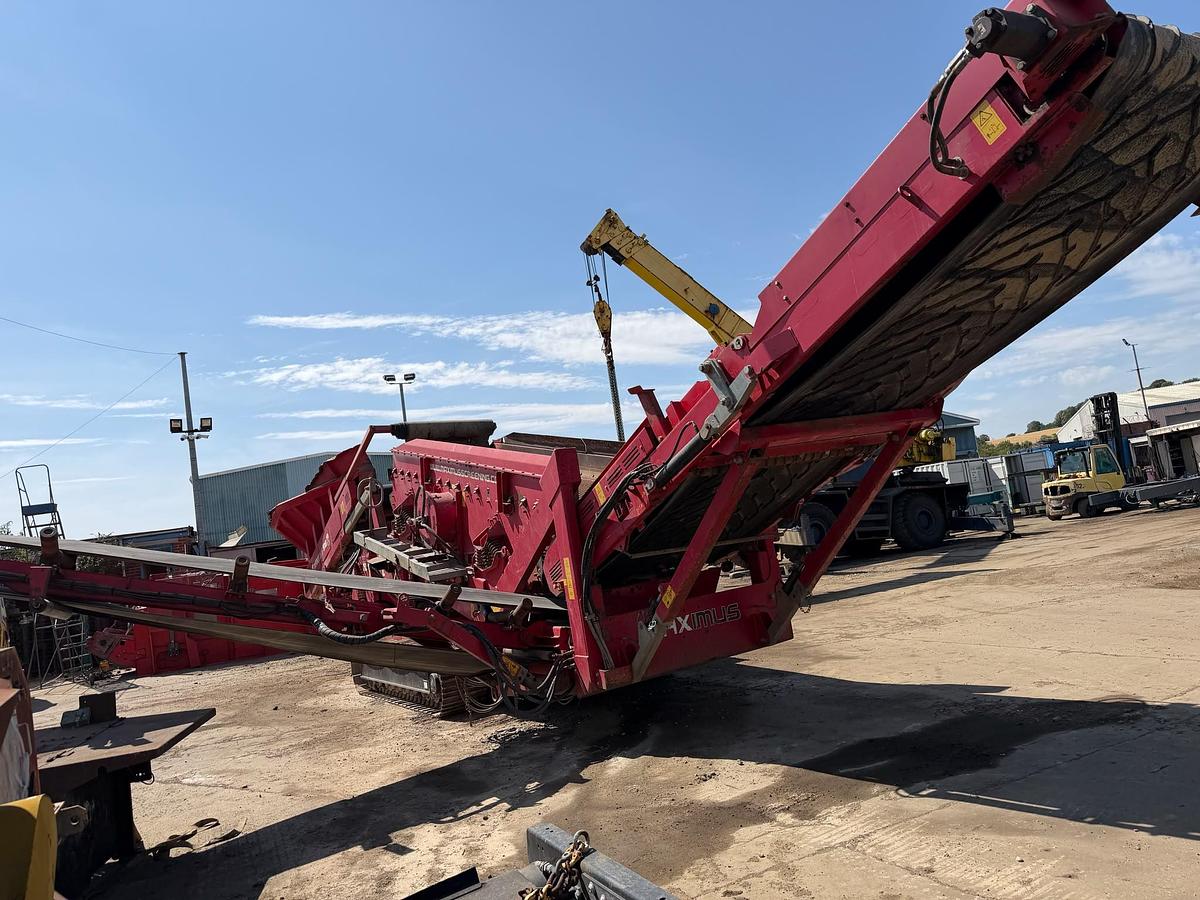Used Maximus 516 Tracked Screening Plant