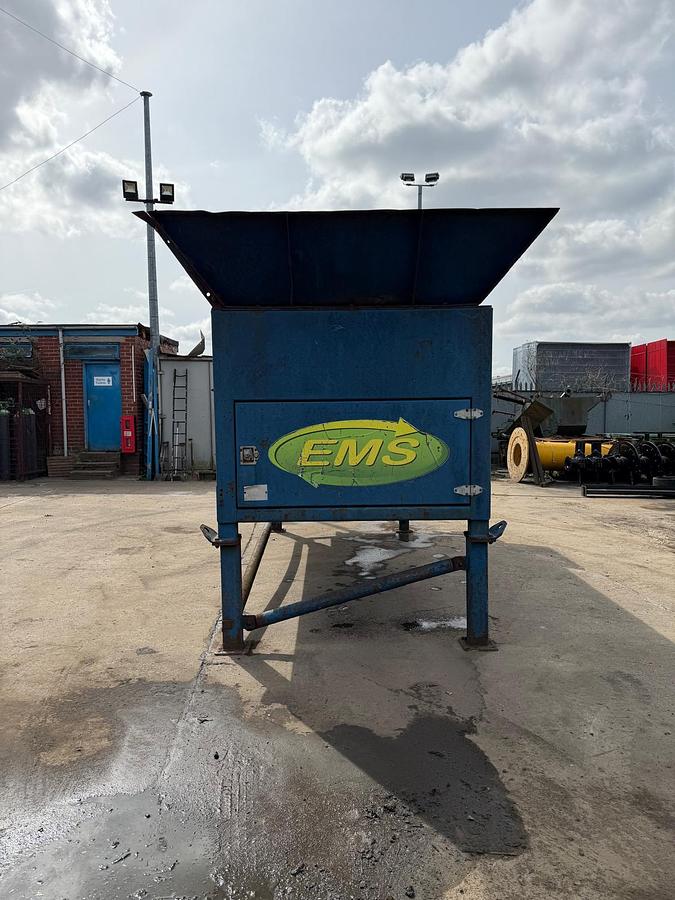 Used EMS 4 Metre Feeder Hopper