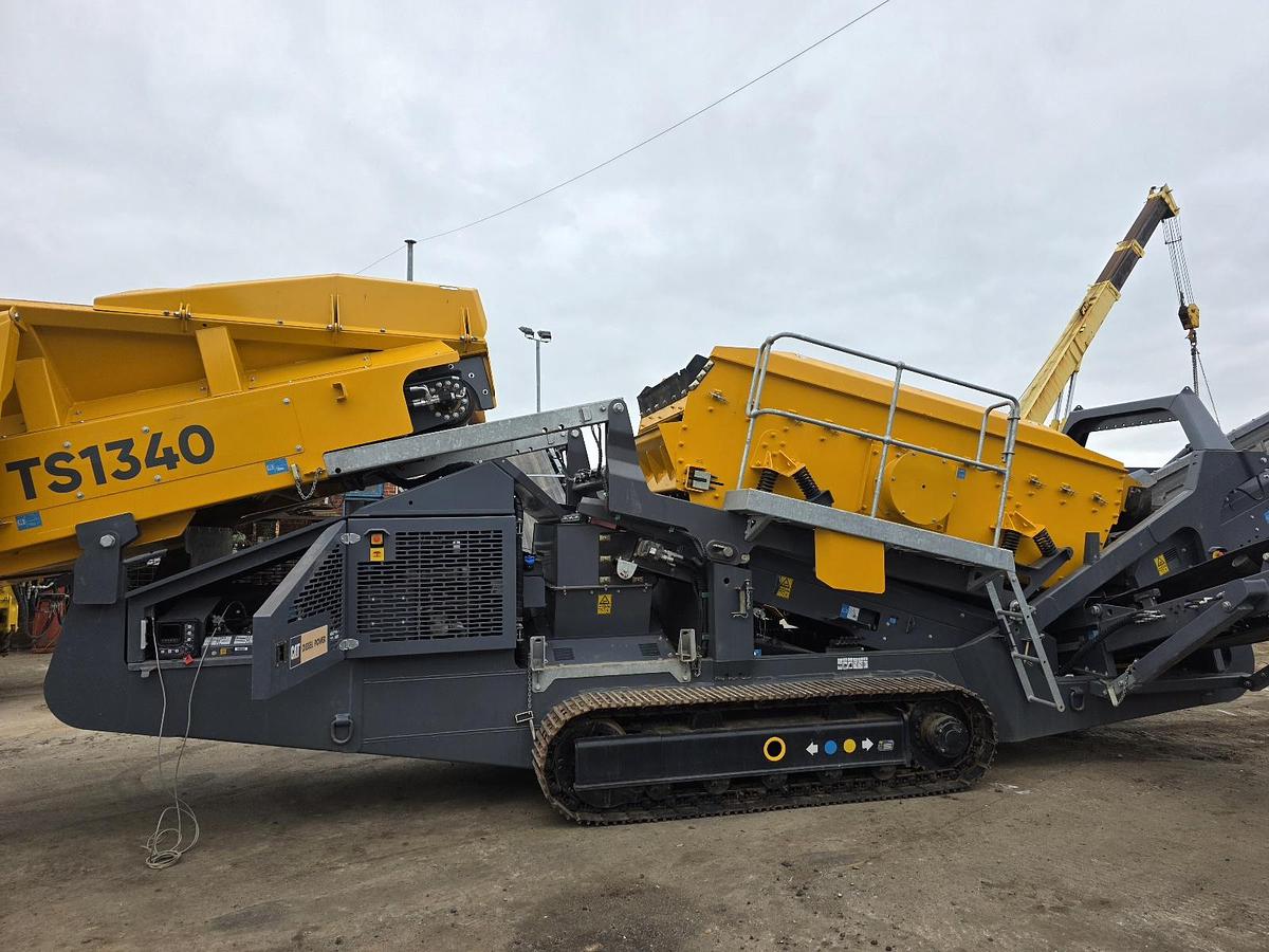Used Tesab 1340 Tracked Screening Plant