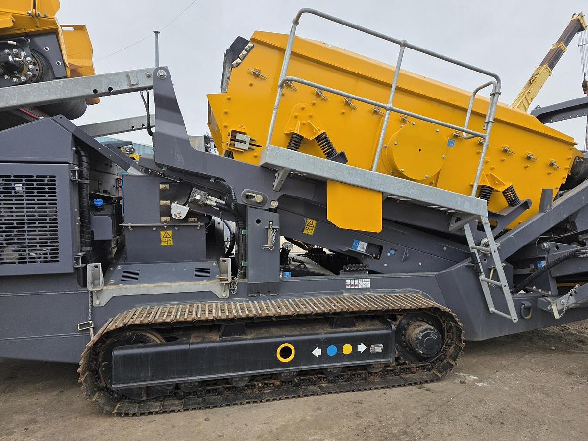 Used Tesab 1340 Tracked Screening Plant