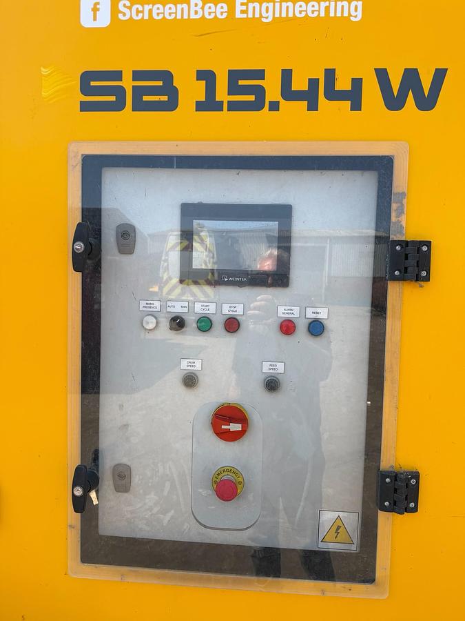 Used Screenbee 15.44 Wheeled Trommel