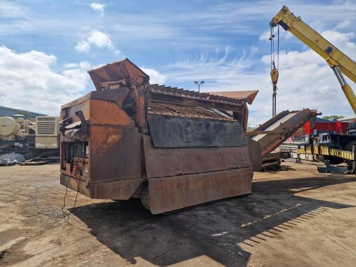 Used Extec Robotrac 2 Way Tracked Screening Plant Year 1999
