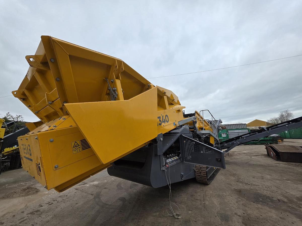 Used Tesab 1340 Tracked Screening Plant