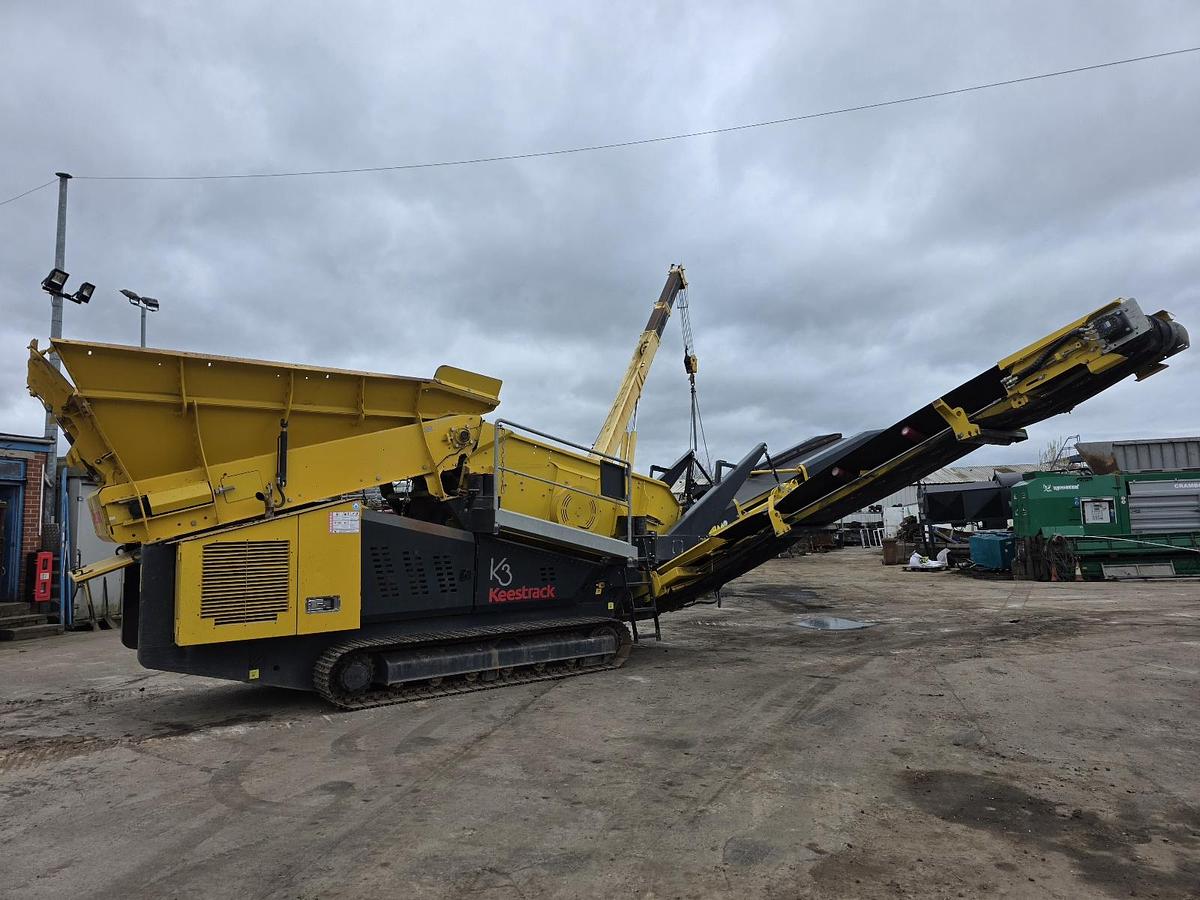 Used Keestrack K3 Tracked Screening Plant