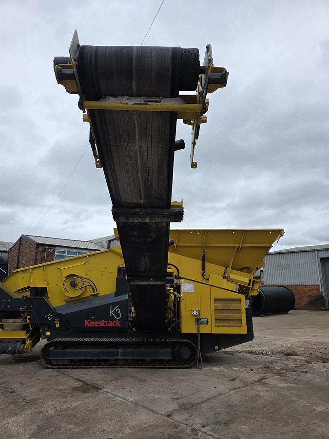 Used Keestrack K3 Tracked Screening Plant