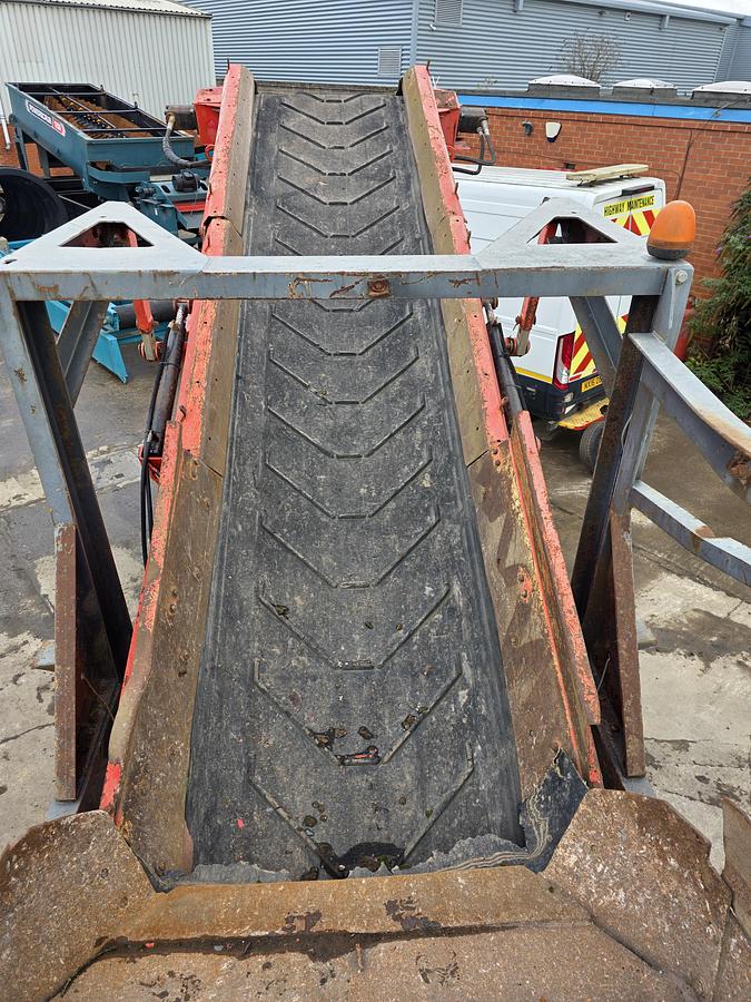 Used Terex Finlay 883 Tracked Screening Unit