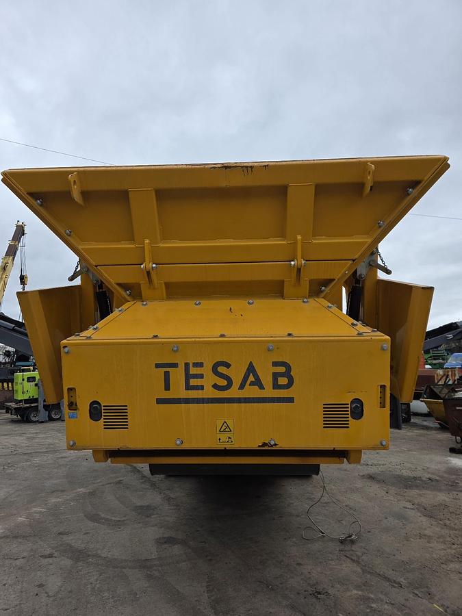 Used Tesab 1340 Tracked Screening Plant
