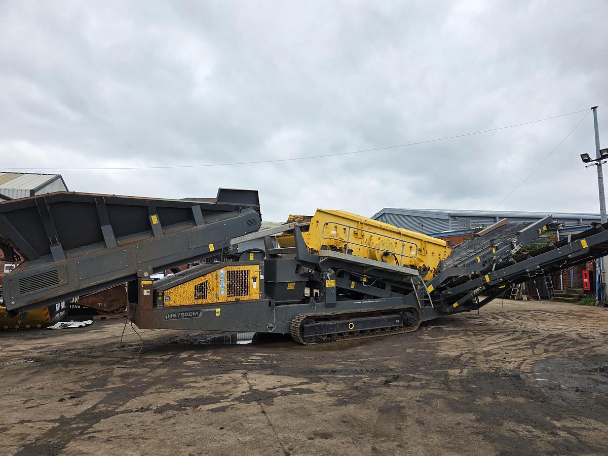 Used Rubble Master HS7500M Tracked Screening Unit