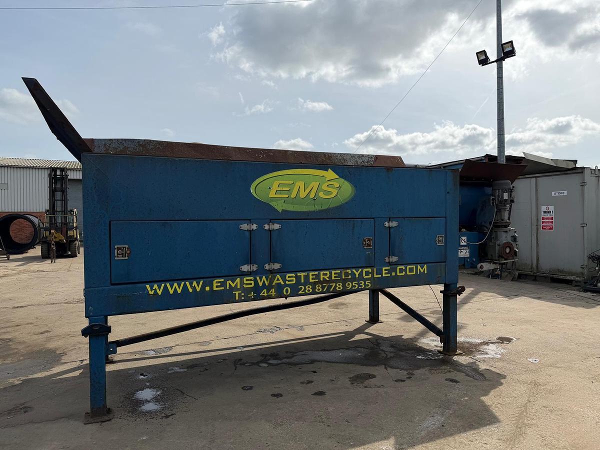 Used EMS 4 Metre Feeder Hopper