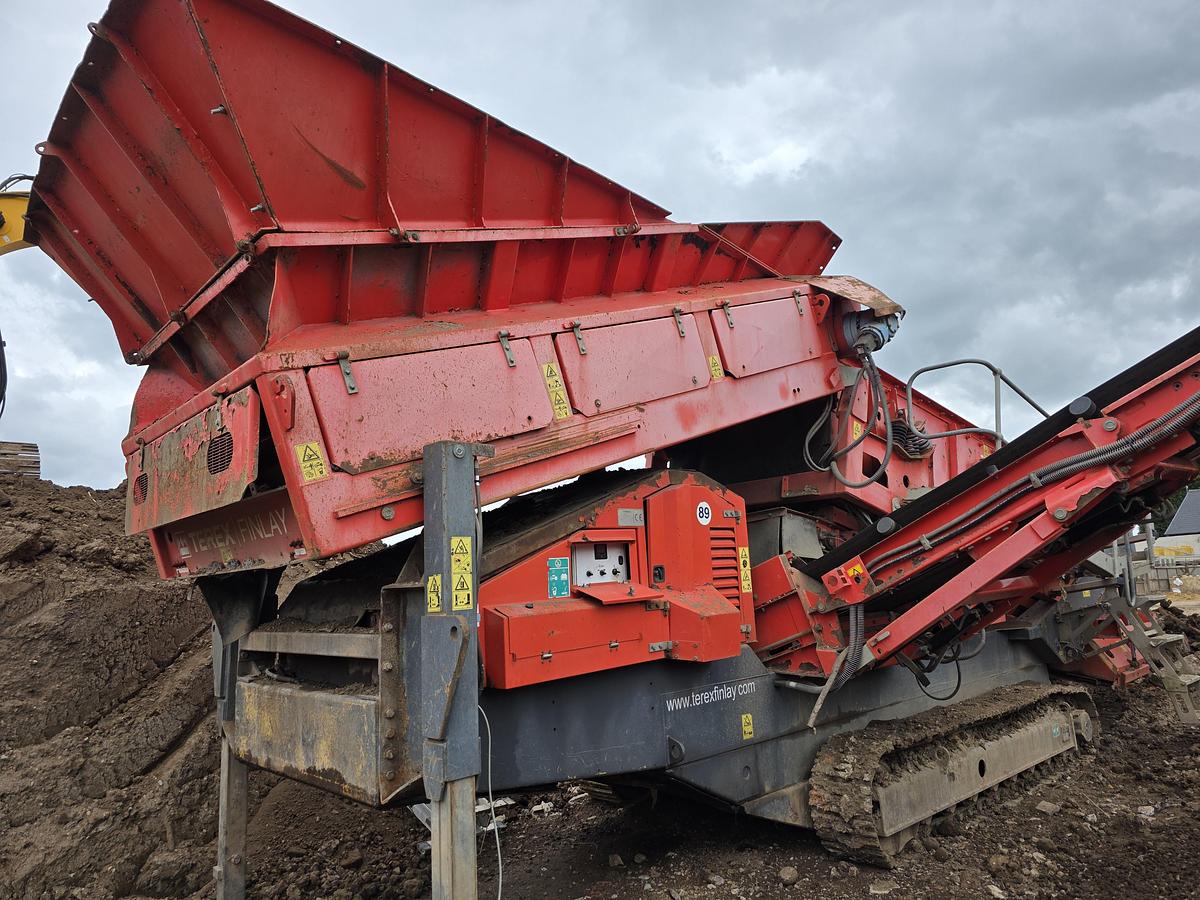 Used Finlay 883+ Tracked Screening Plant