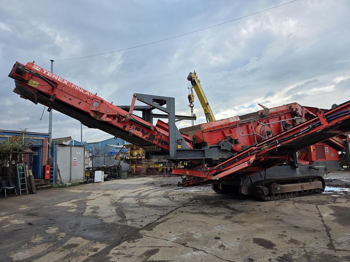 Used Terex Finlay 883 Tracked Screening Unit