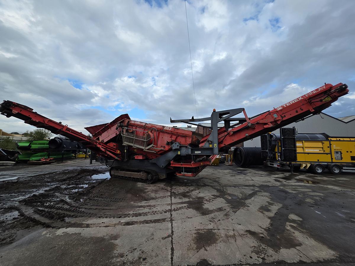 Used Terex Finlay 883 Tracked Screening Unit