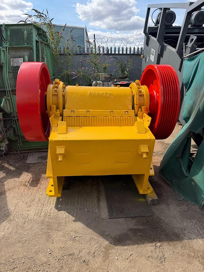 Used Parker 36 x 6 Jaw Crusher
