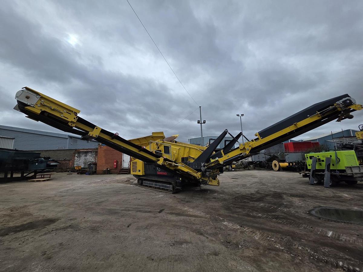 Used Keestrack K3 Tracked Screening Plant