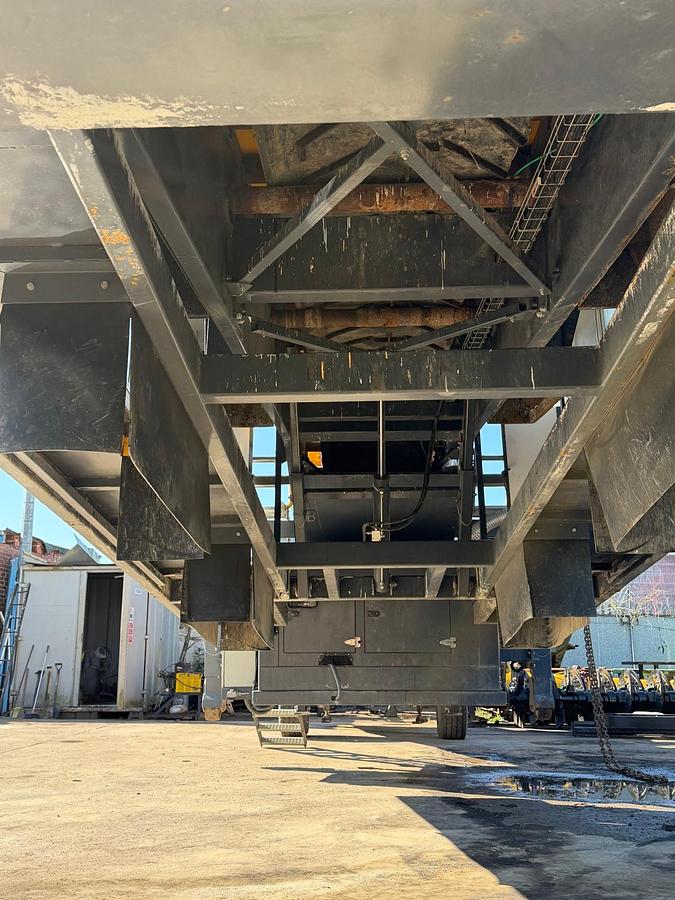 Used 2021 Screenpod  SPS122M