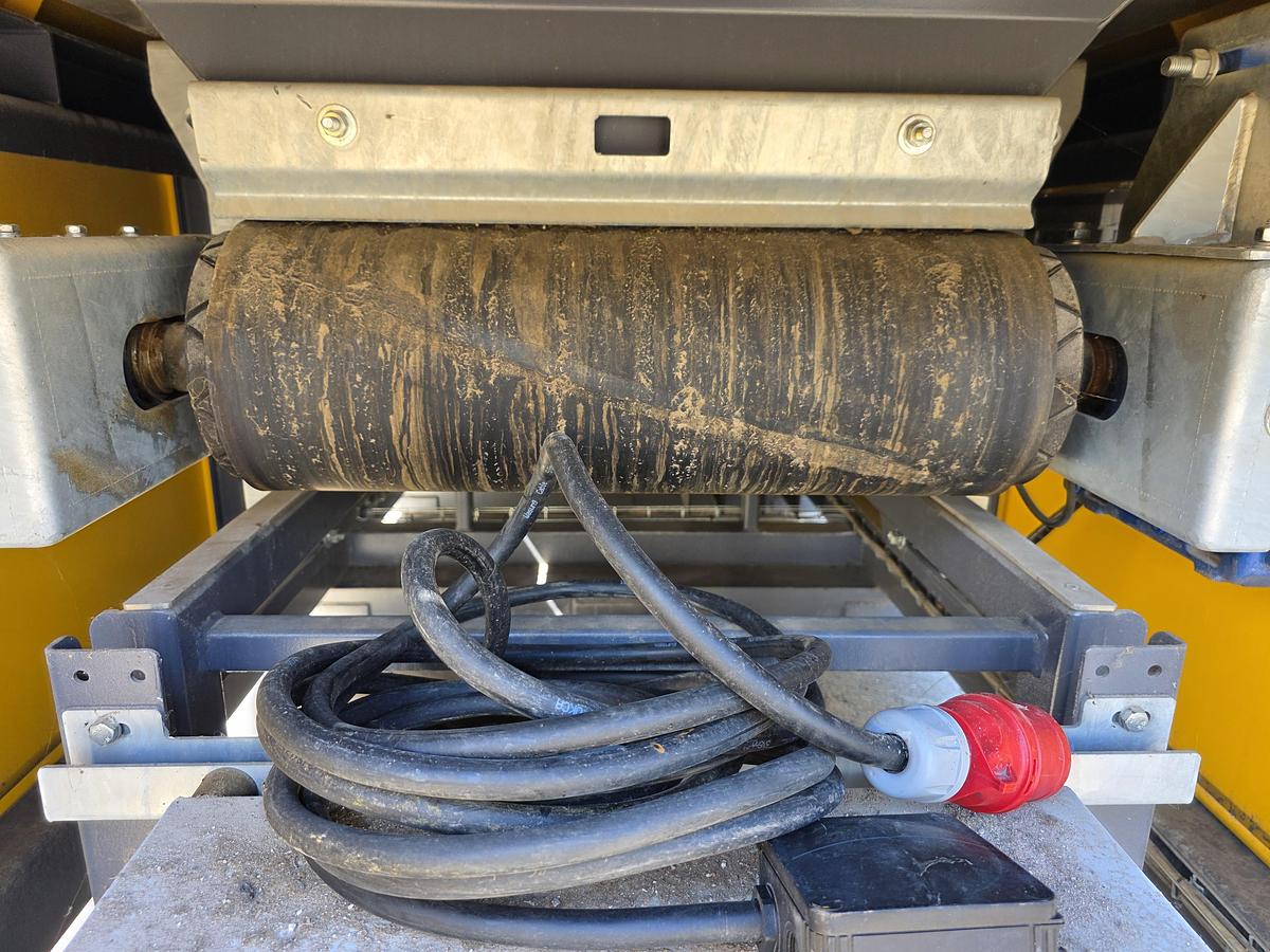 Used Un-Used Screenbee 13.26 Trommel System