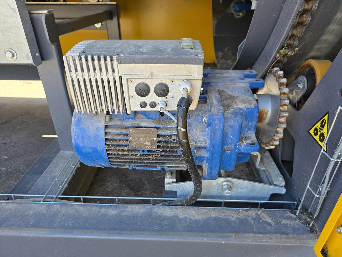 Used Un-Used Screenbee 13.26 Trommel System