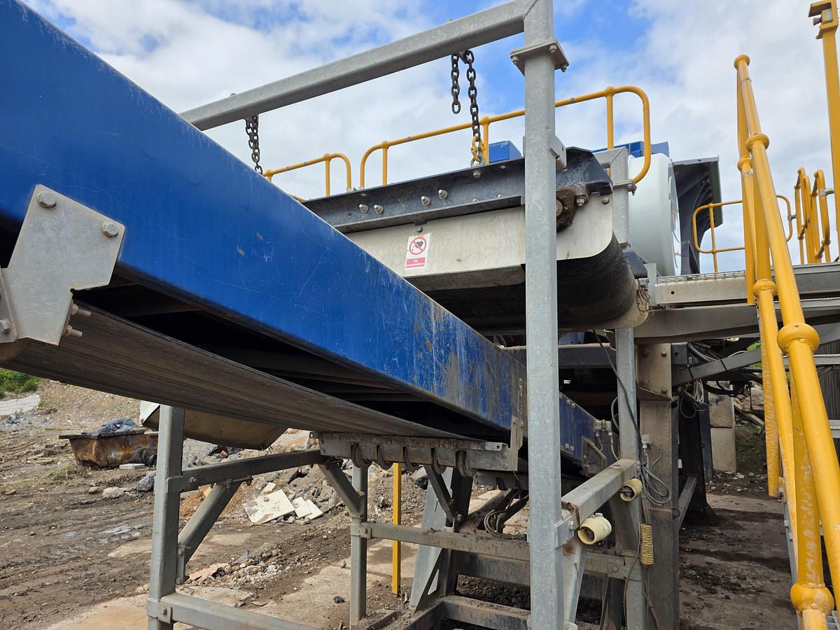 Used Omega J1065S Semi Mobile Jaw Crusher