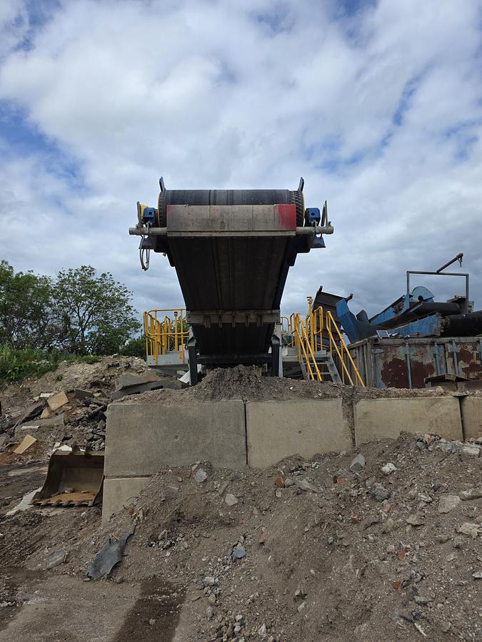 Used Omega J1065S Semi Mobile Jaw Crusher