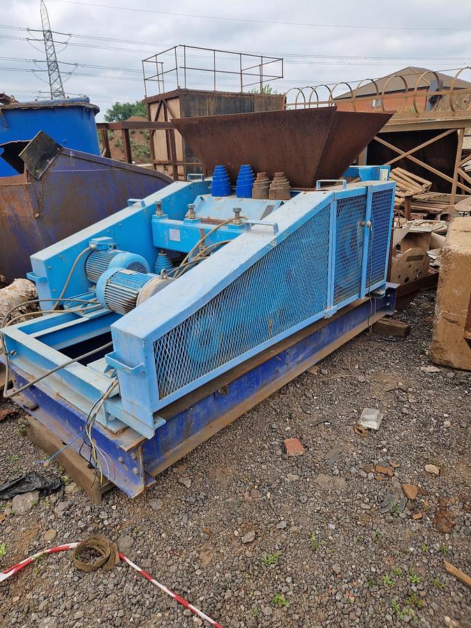 Used Merz Gmbh WBG 3/8 Twin Roller Crusher Year 1995