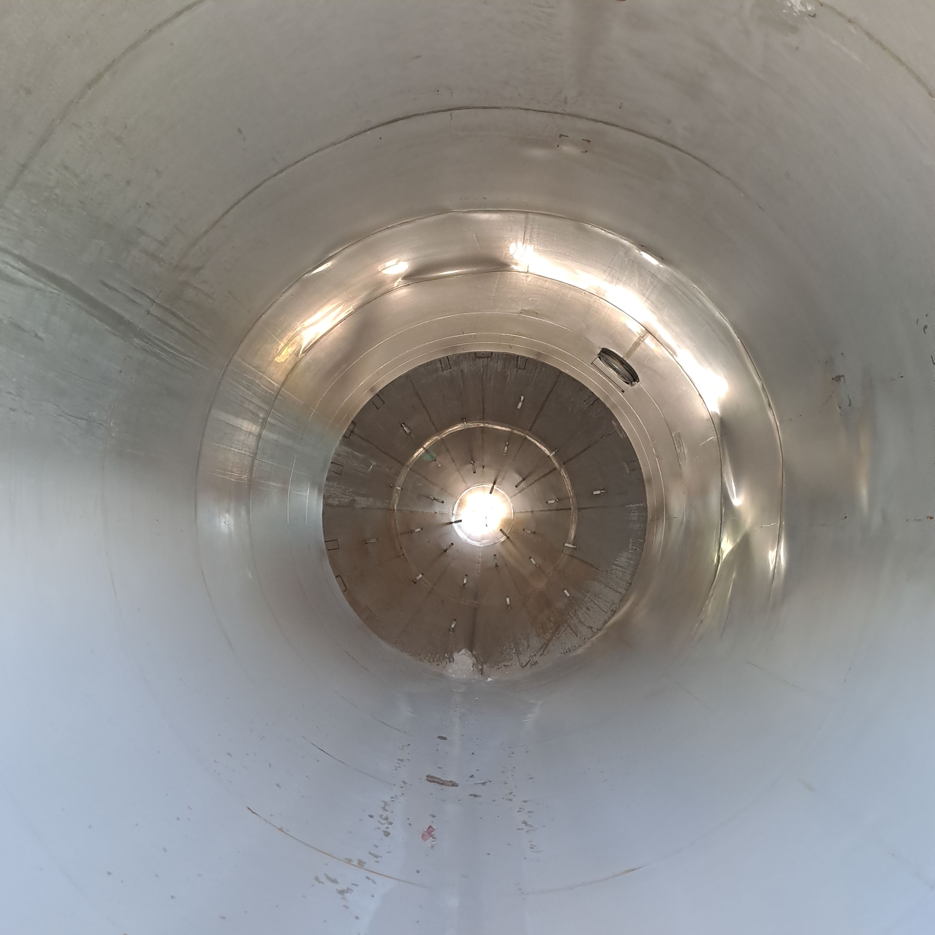 Usato SILOS VERTICALE 150 m3 AISI 316