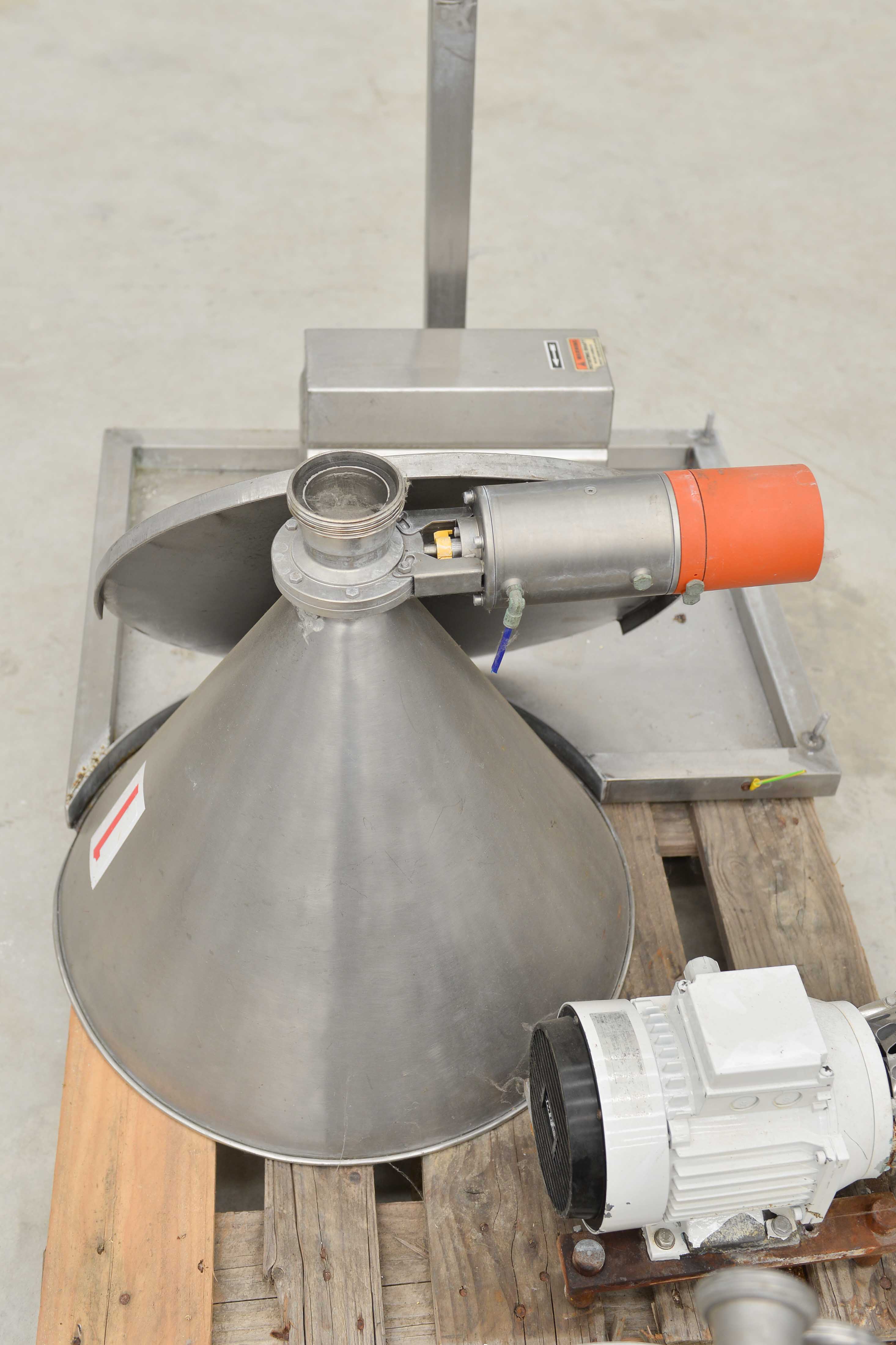 Usato Dispersore solido-liquido INOXPA Tri-Blender in continuo