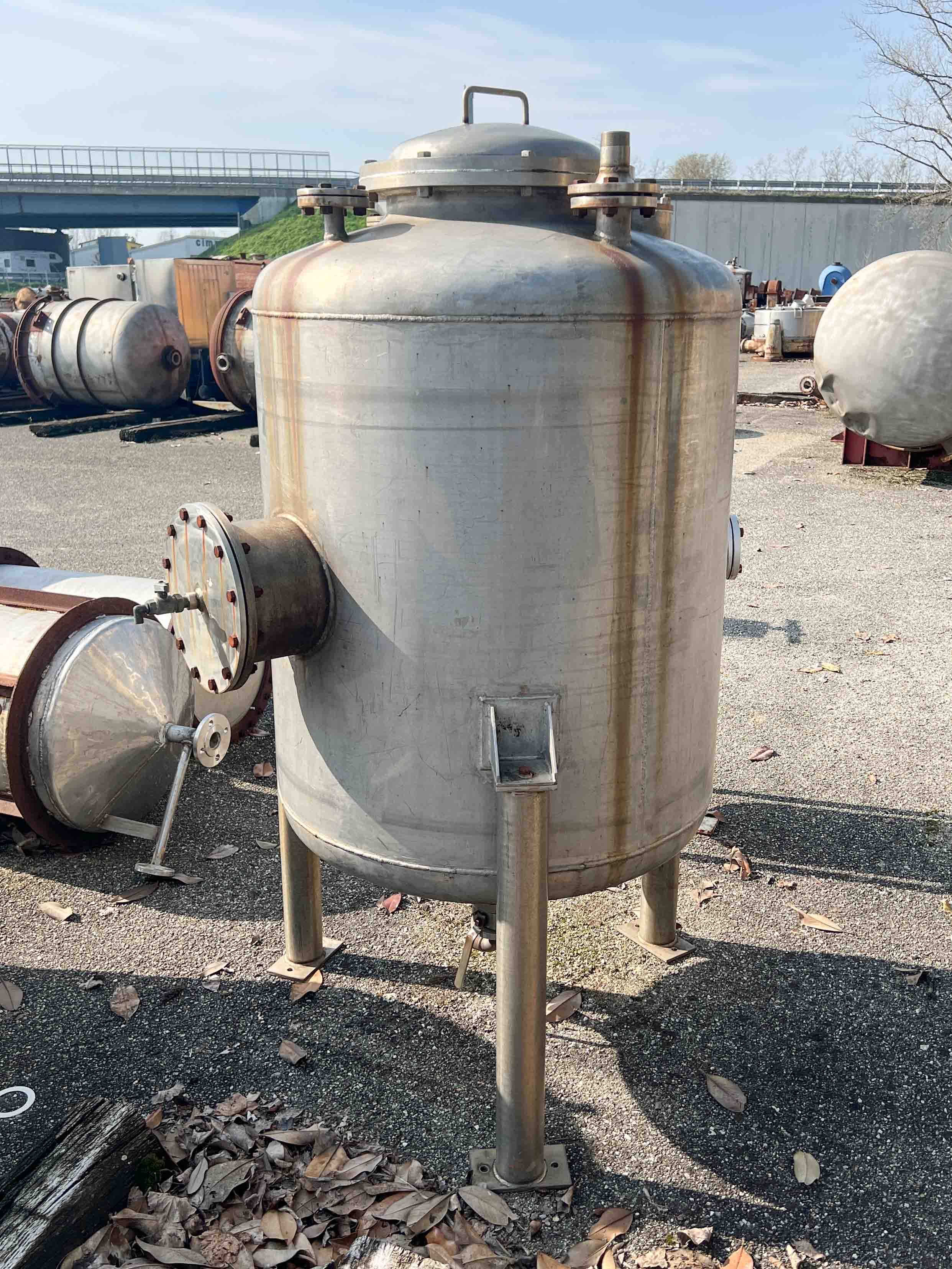 Usato Serbatoio verticale da 7200 Litri