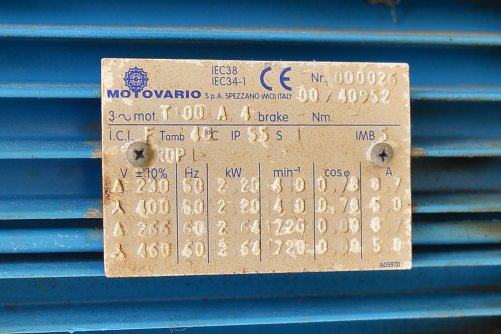 Usato Recipiente agitato da 3.000 litri a fondo conico