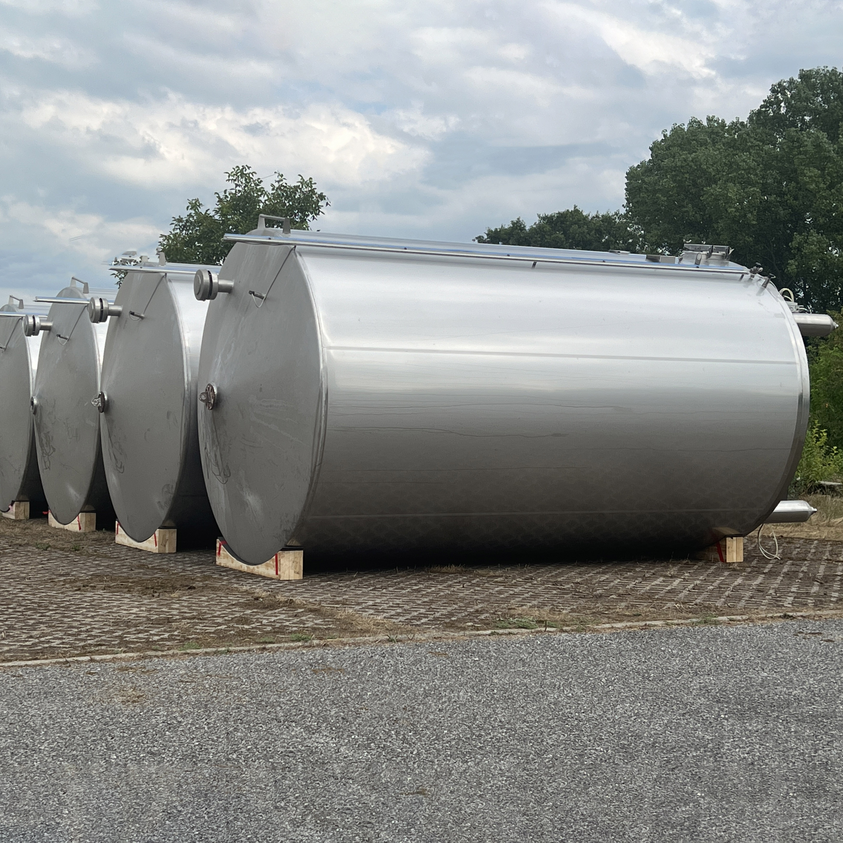 Usato Serbatoio da 35 m3 in acciaio inox AISI304 (oltre 30 disponibili)