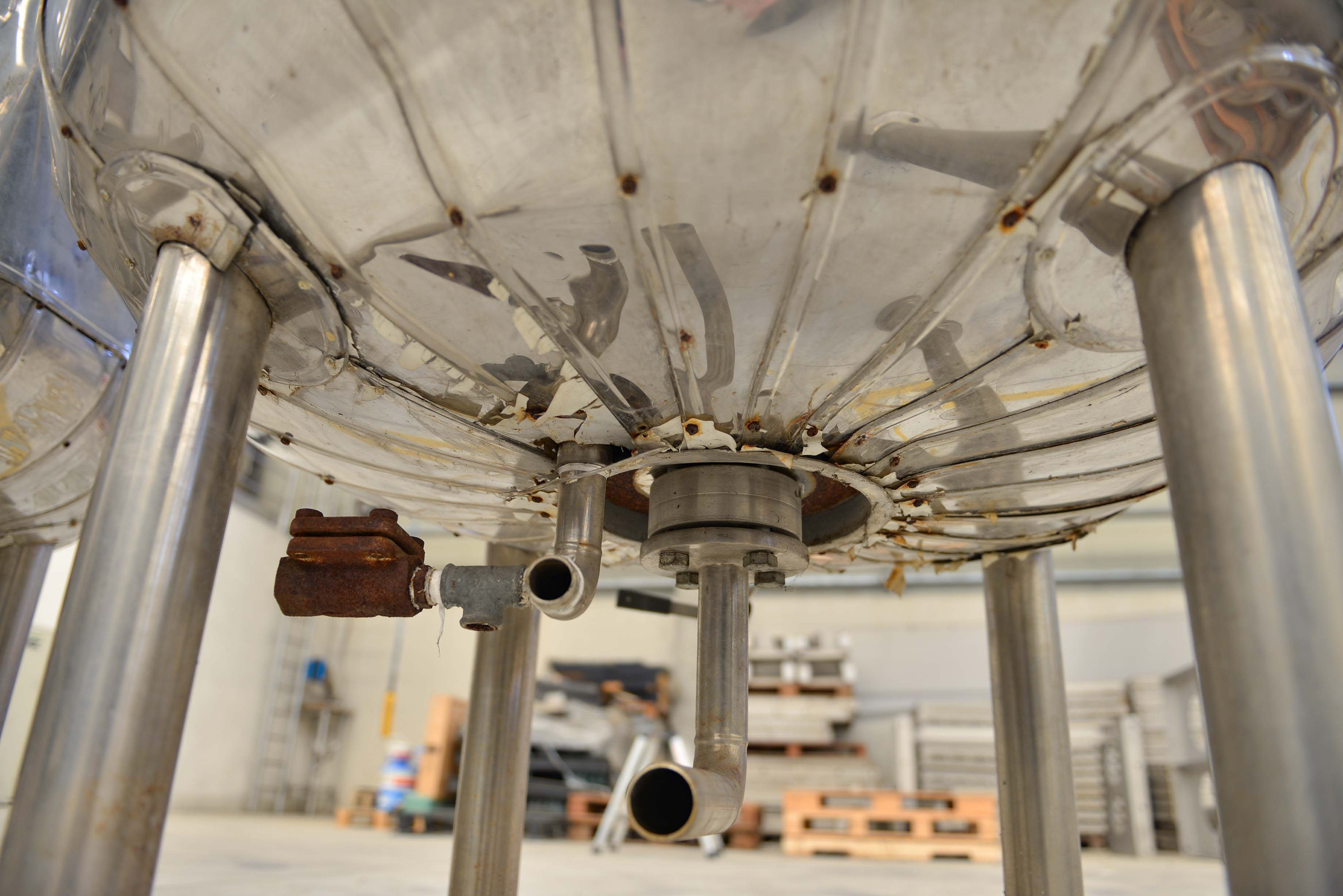 Usato Recipiente agitato da 700 litri con camicia