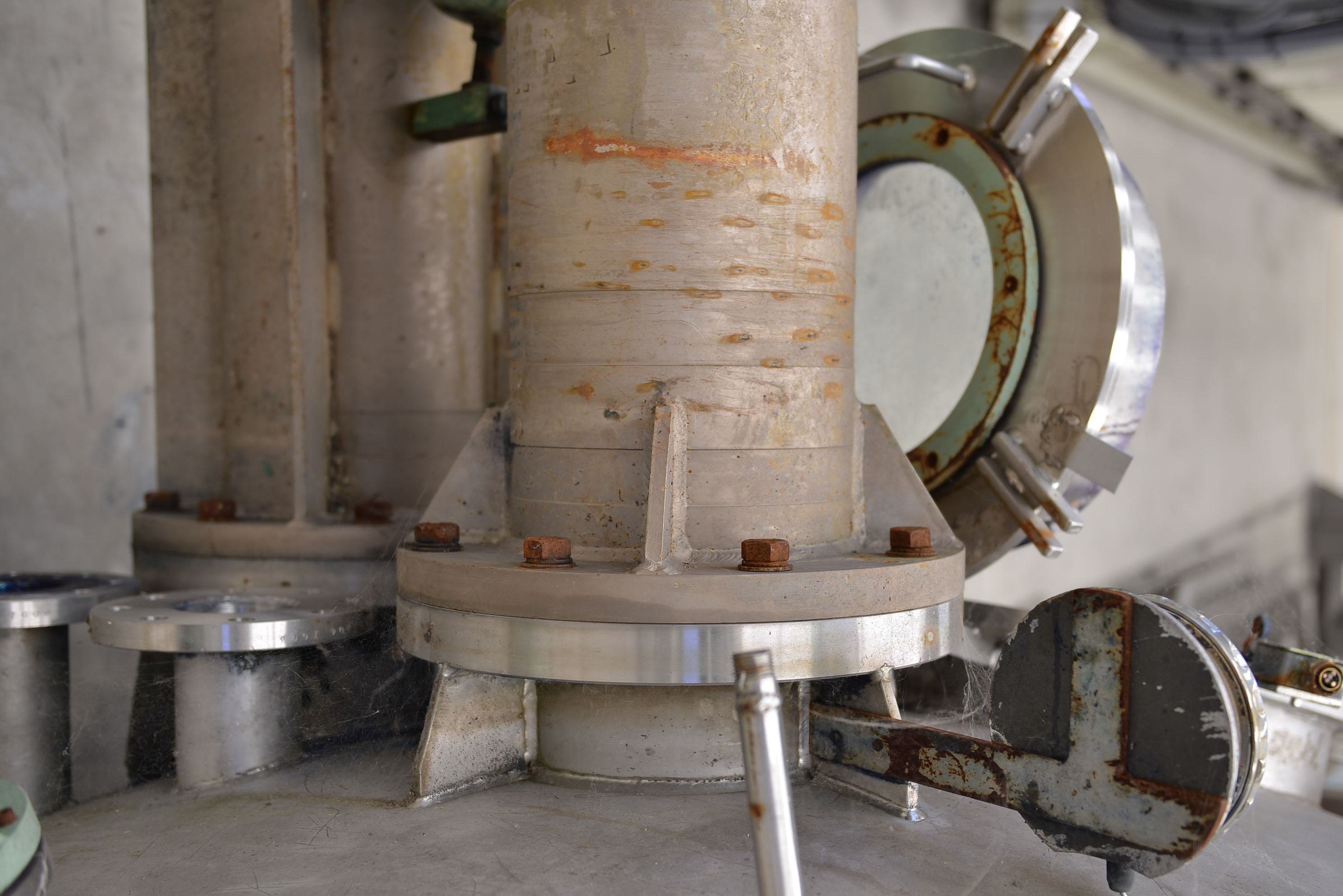 Usato Recipiente agitato incamiciato da 3.300 litri