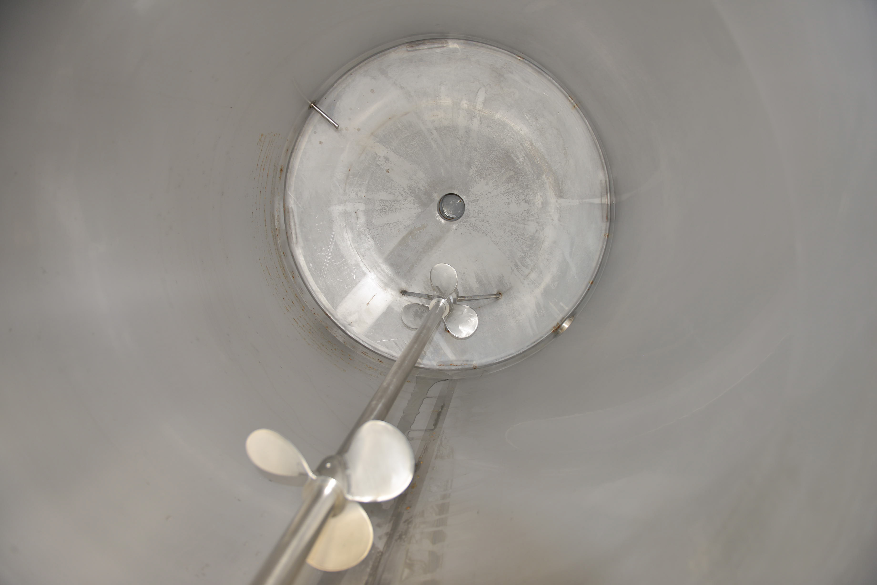 Usato Recipiente agitato incamiciato da 2.200 litri