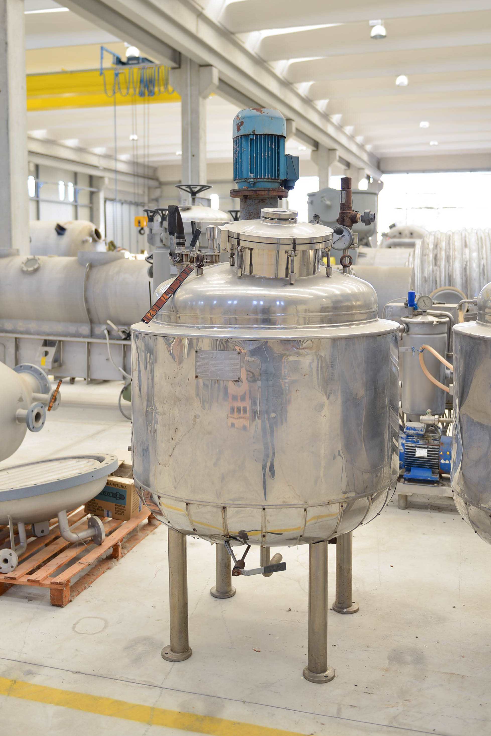 Usato Recipiente agitato da 700 litri con camicia